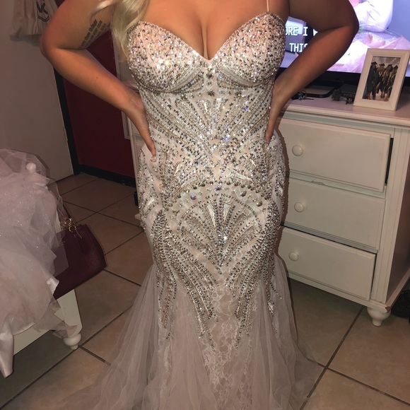 Blinged Out Prom Dresses